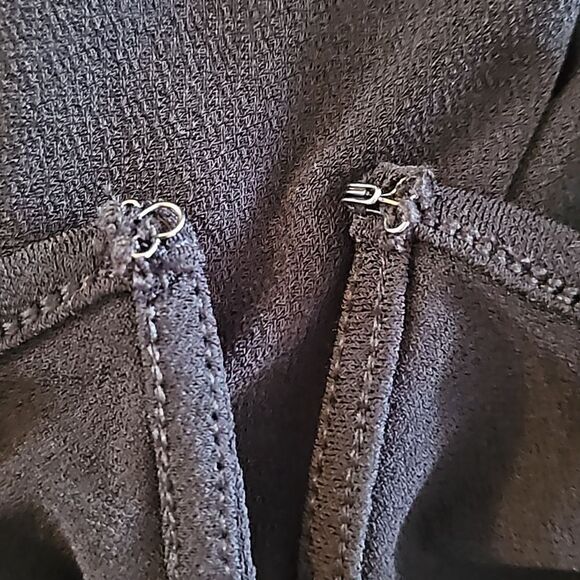 Express Black Puff Short Sleeve Chiffon Blouse Top With Keyhole Back Size S - Picture 7 of 10